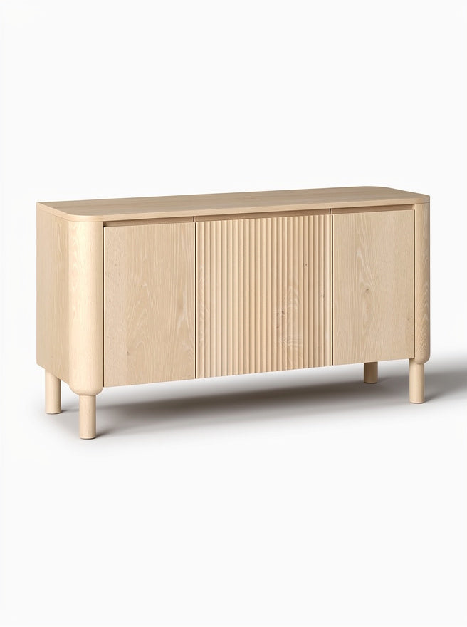 **Technische titel in het Nederlands: Eikenhouten Dressoir met Ribbeldeuren**